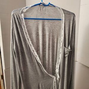 Joan Vass grey Minimalist Bathrobe with white lace trim size M